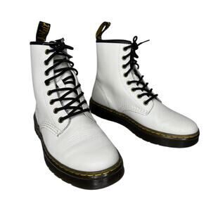 Dr. Martens Boots Lace Up White Leather Zavala Combat Flat Lug Sole 8